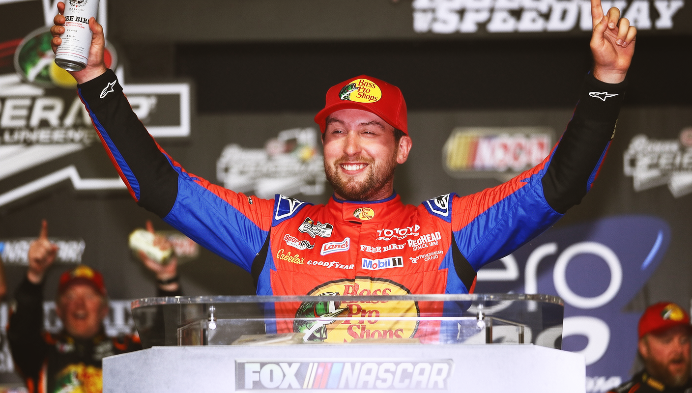 必威体育平台 - 专家解析：奇普·里格斯在NASCAR重返奇卡戈兰速度赛道的夺冠四大关键 - 必威
