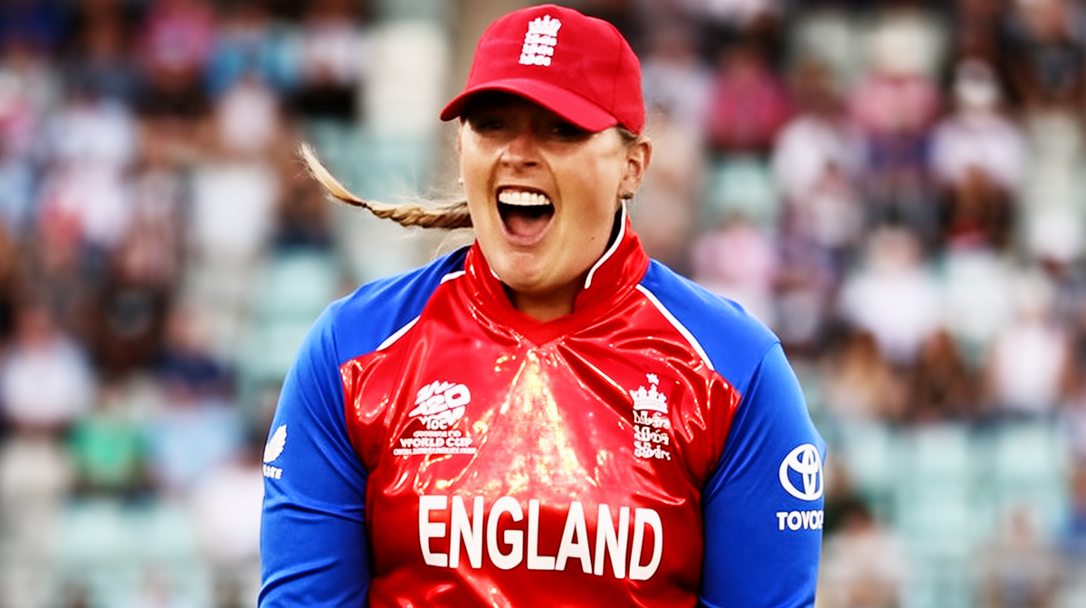 必威体育 - 女子T20世界杯：英格兰如何靠努力与闪亮外套提升防守 - 必威